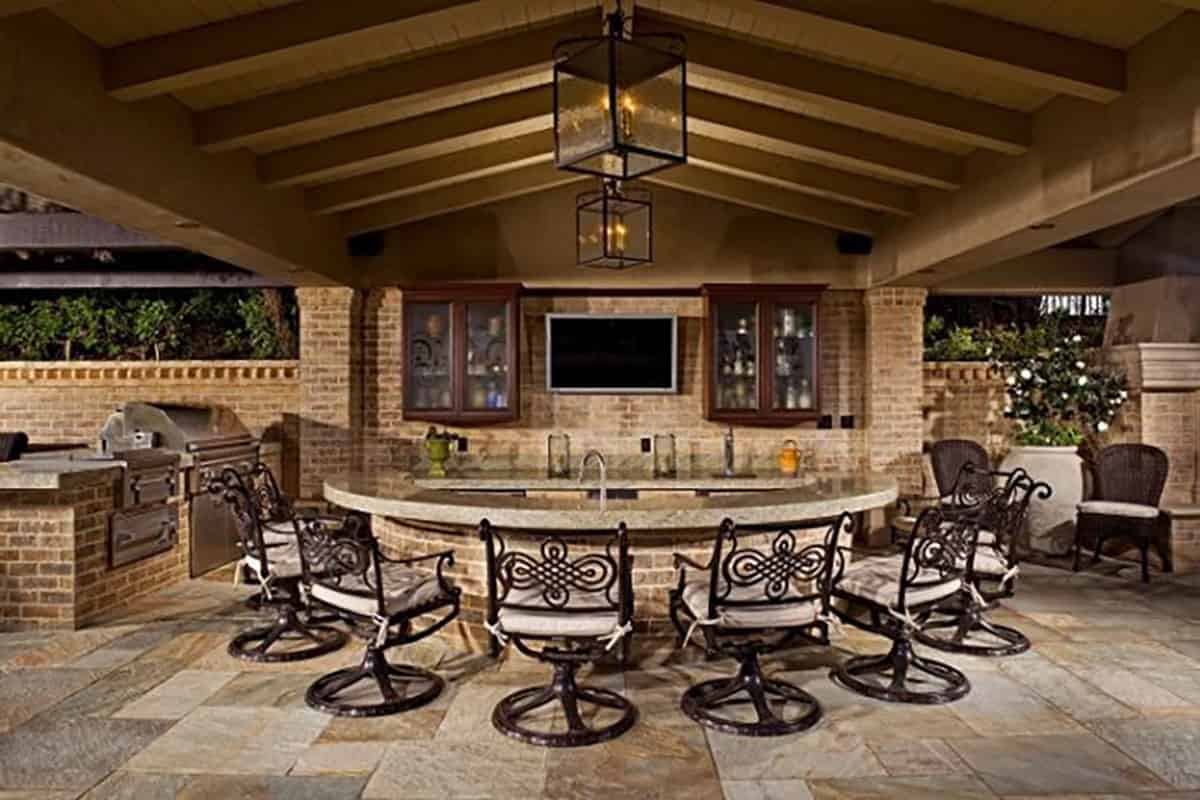 Planning Your Outdoor Kitchen by Downunda Pools
