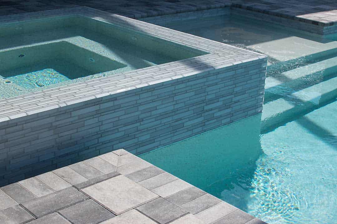 Glass Tile Pools for Houston Pool Builders